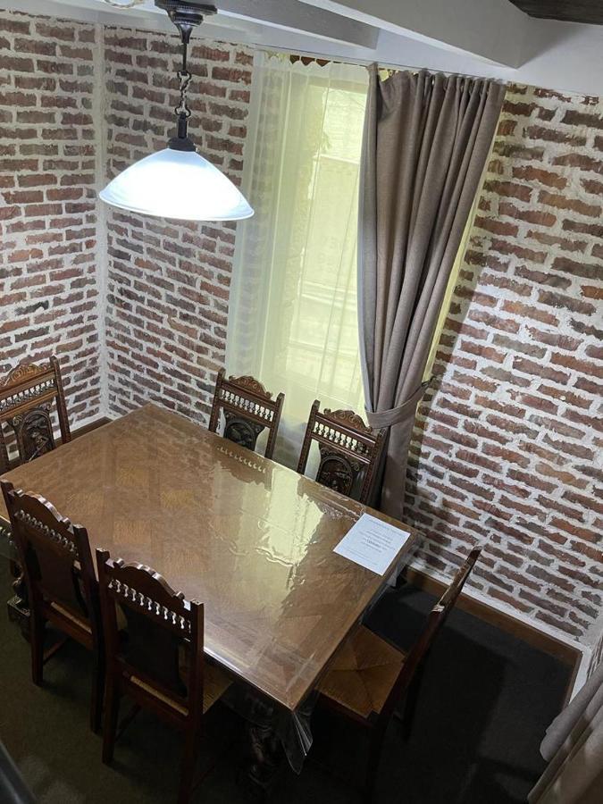 Dem Hotel Sukhumi Bagian luar foto