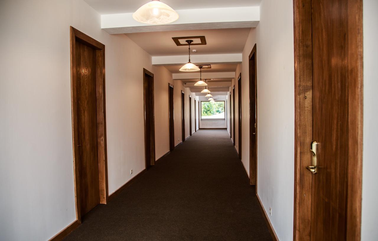 Dem Hotel Sukhumi Bagian luar foto